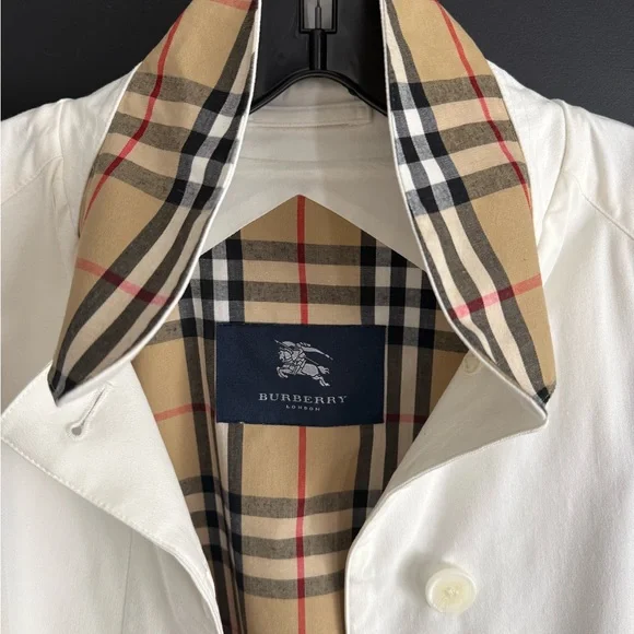 Burberry Cream Single Breasted Trench Coat - Picture 5 of 16